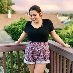 💐 Vintage Hi-Waist Floral Short 💐